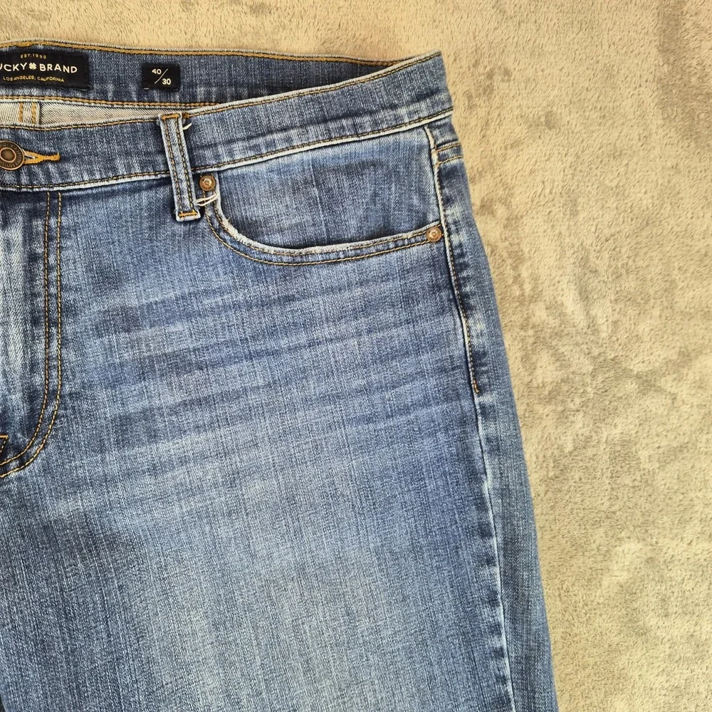 Lucky Brand 221 Straight Jeans Mens 40x30 Blue Denim Classic Fit Stretch